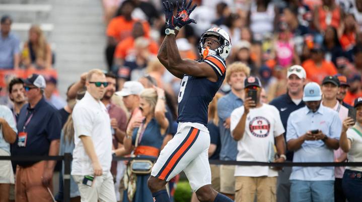 2 Auburn WRs making over $1M in NIL this season