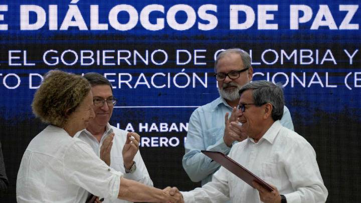 Pablo Beltrán, del Eln, reaparece ocho meses después de la suspensión de la mesa y envía propuesta al Gobierno para reanudar los diálogos