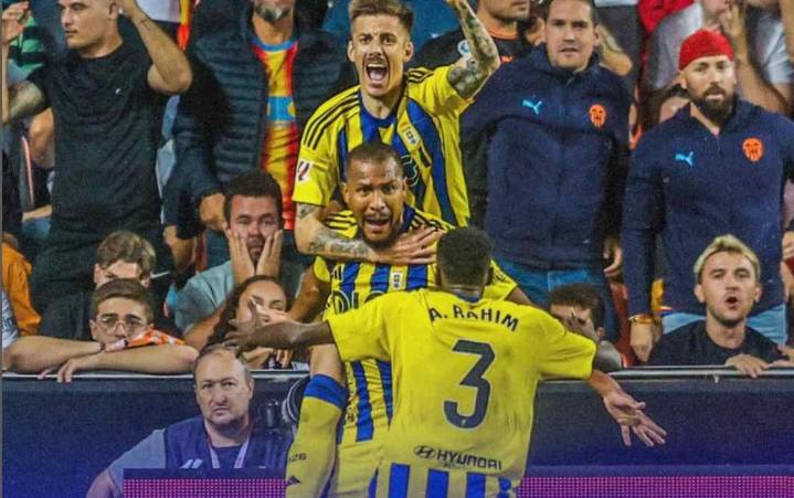Salomón Rondón firmó la remontada épica del Real Oviedo ante el Valencia