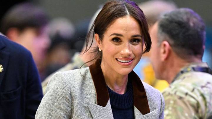 Meghan Markle Says She Was Forced to Wear Nude Tights and a Royal Expert Disagrees