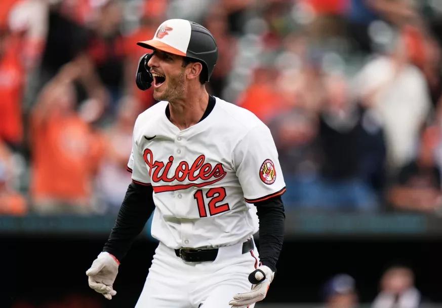 Jonrón de Beavers en el 9no da victoria 6-5 a Orioles y asegura 2da temporada perdedora de Rays