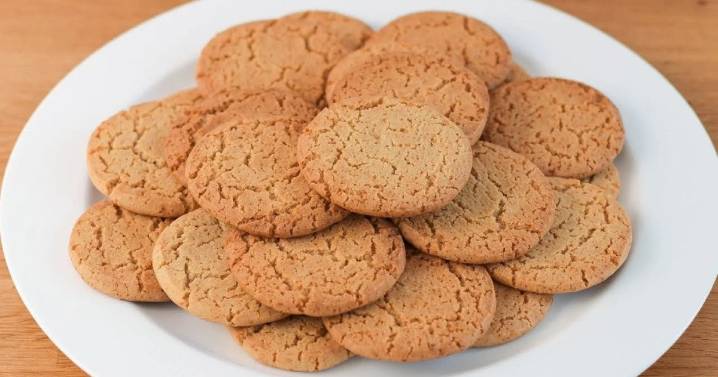 Sin arroz ni membrillo: cómo hacer galletitas saludables de miel para la merienda