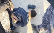 Intentaron robarse una moto a rastras y terminaron detenidos en La Laguna