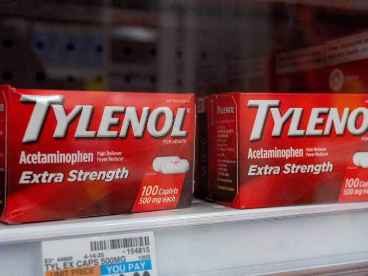 El fabricante de Tylenol rechazó el vínculo que hizo Trump entre el fármaco y autismo: "Estamos en total desacuerdo"