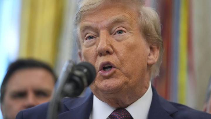 Trump says he will send federal troops to 'hellhole' Chicago and Baltimore