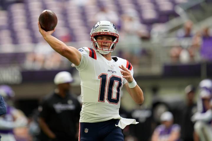 Drake Maye excited to ‘get the rock’ to Stefon Diggs in Patriots’ opener