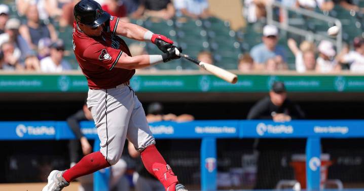 "McCannon" homers, drives in 4 runs to help Diamondbacks beat Twins 6