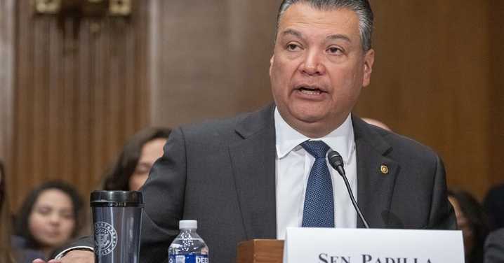Padilla, Calif. Dems introduce bill to ban mid-decade redistricting, yet still back Prop. 50