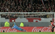 Estudiantes ganó el partido, pero Rossi fue el héroe en los penales y Flamengo jugará ante Racing