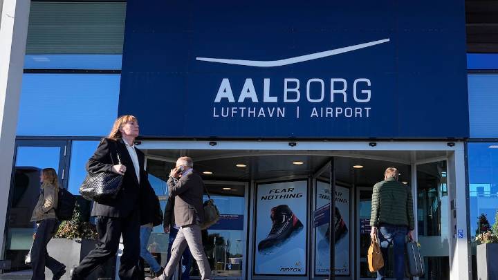 Dinamarca tilda de "ataque híbrido" el incidente de drones sobre aeropuertos