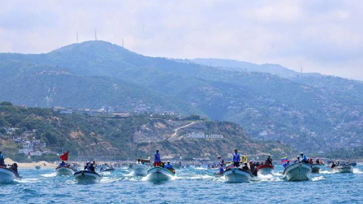 Movilización en las costas de pescadores que rechazan las agresiones de EE.UU.