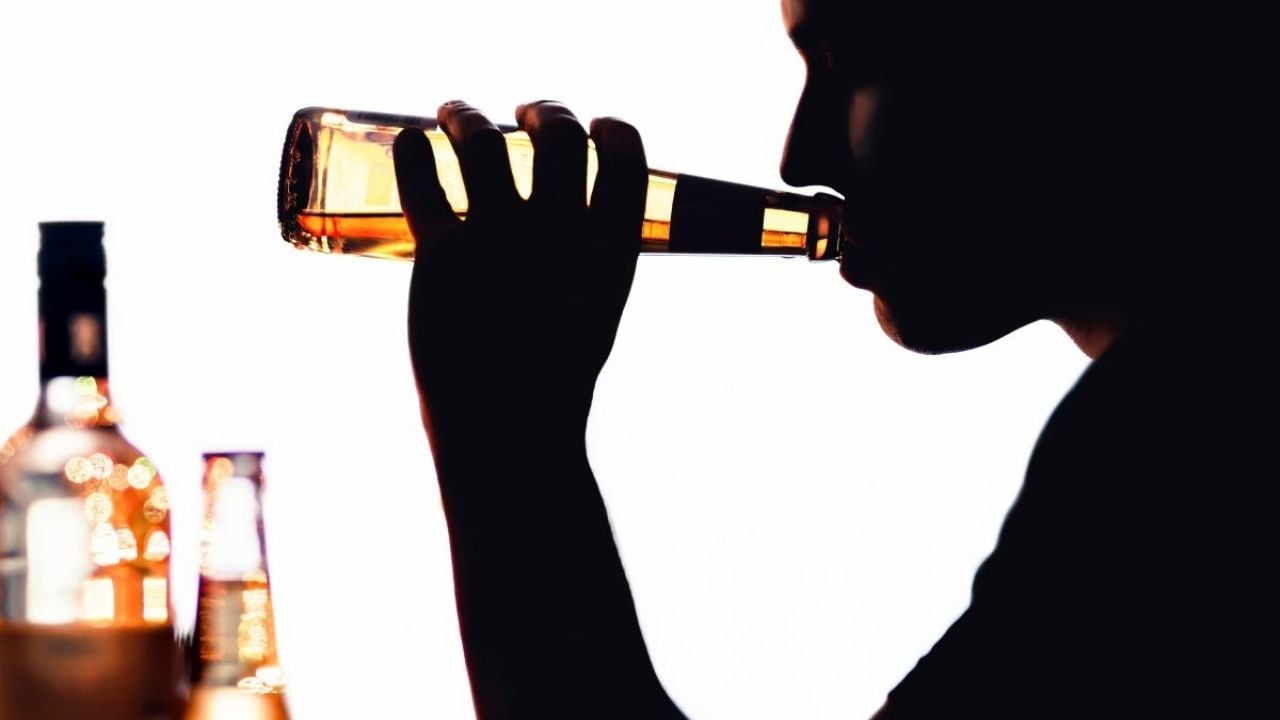 El alto consumo de alcohol durante la universidad afecta también a otros estudiantes