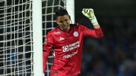 Cruz Azul: Kevin Mier, abucheado tras gol desde el medio campo