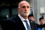 José Andrés contra Trump: "Tienes a tropas armadas y agentes federales acosando a gente"