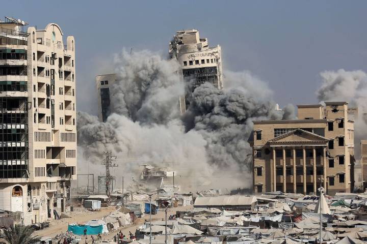Netanyahu: derruimos ya 50 edificios en Gaza y es sólo el principio