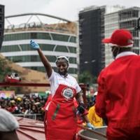 Nigerian chef aims for rice hotpot record