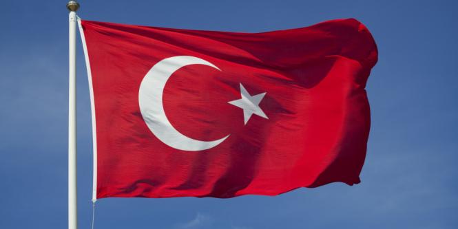 Turquía anuncia reapertura del oleoducto para exportación de crudo iraquí