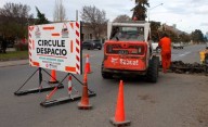 La Municipalidad de Esquel avanza con la construcción de reductores de velocidad