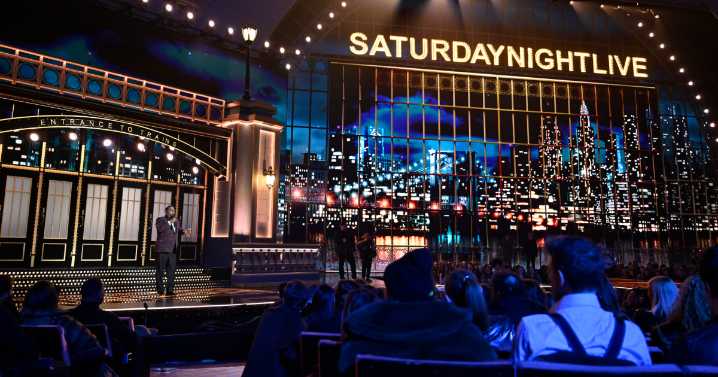 'SNL' Sets Host, Musical Guest for Season 51 Premiere