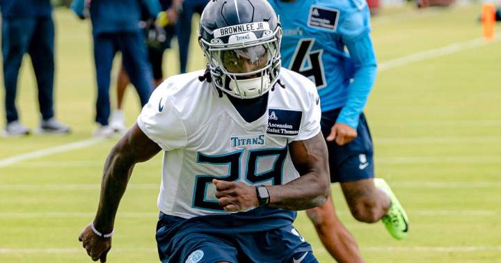 Barrage of penalties dooms Titans in season
