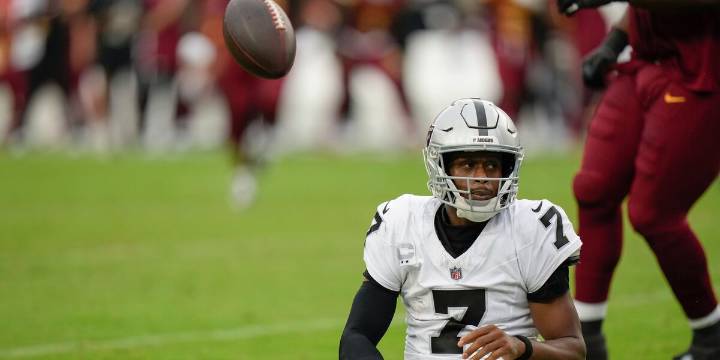 Marcus Mariota and a reconfigured Commanders offense run past the Raiders 41