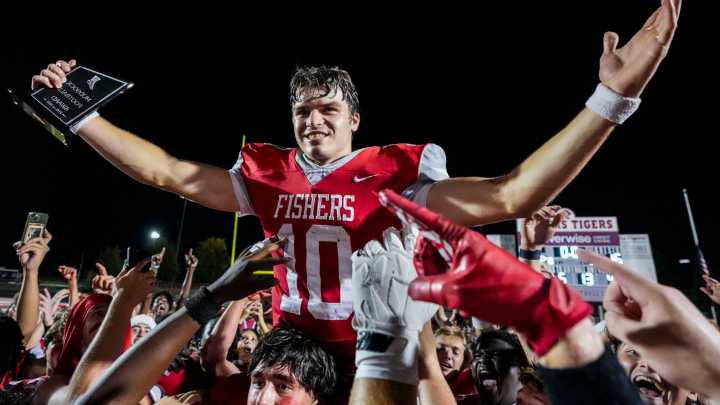 IHSAA football: Fishers gets off to flying start in Mudsock win vs HSE