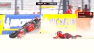 Una caída de Marc Márquez nada más ponerse líder en el 'sprint' del GP de San Marino allana la victoria de Bezzecchi