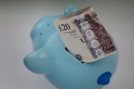 More than £70bn withdrawn from retirement pots in 2024/25