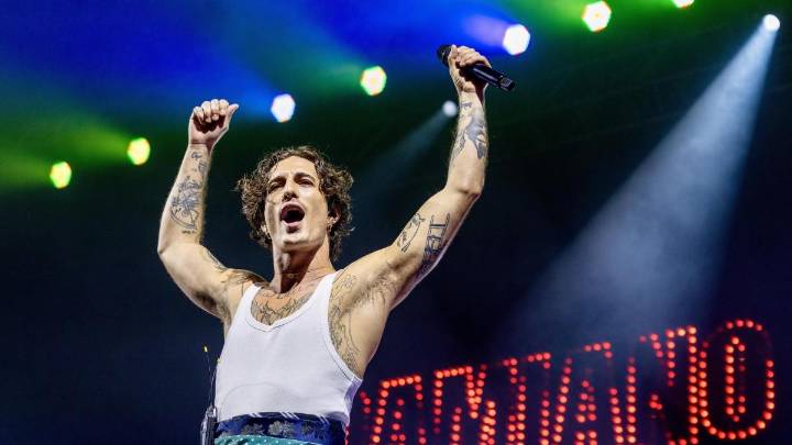 Damiano David, un corazón roto muy optimista enamora a un Sant Jordi de aniversario