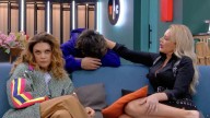 Lorena Herrera le da masajes a Matías Ochoa en Top Chef VIP