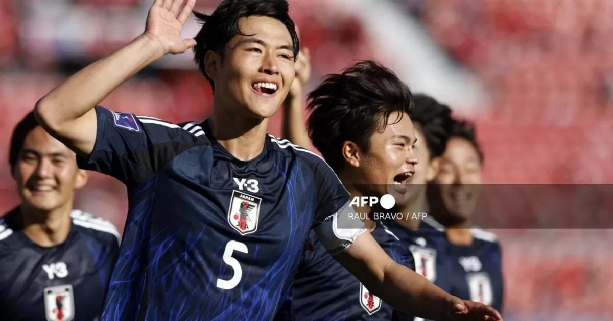 Mundial Sub-20 en Chile: Japón y Ucrania debutan con triunfo y Chile sueña con repetir su hazaña