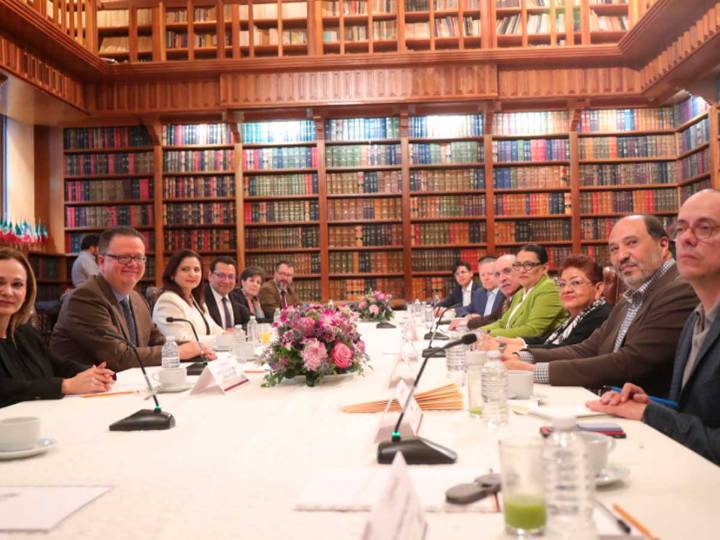 Pablo Gómez y magistrados del TEPJF abren diálogo sobre reforma electoral