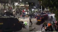 Protestas se intensifican luego que policía de Indonesia atropella y mata a manifestante