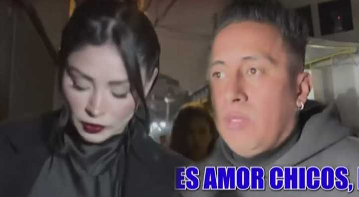Cueva IMPACTA con peculiar reacción al ser cuestionado sobre pedida de mano a Pamela Franco: “Es amor”
