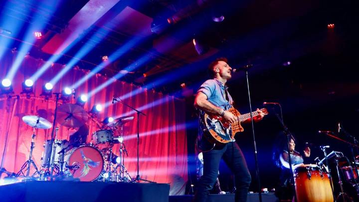 El Roig Arena inaugura su última sala pendiente con la banda australiana The Cat Empire