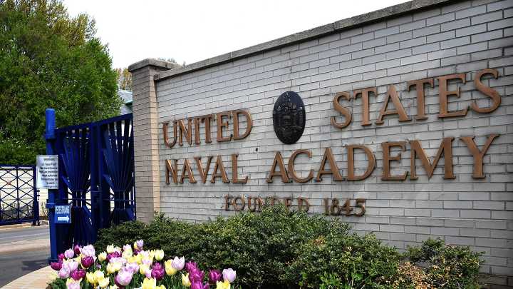 Naval Academy on lockdown after midshipman kicked out of school returns to campus with gun: sources