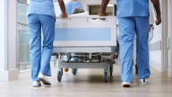 Video | Famoso cantante está hospitalizado tras sufrir un accidente cerebrovascular - Canal 1