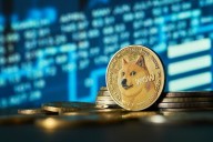 Dogecoin sube 20 % en una semana: analistas prevén rally final impulsado por ETF
