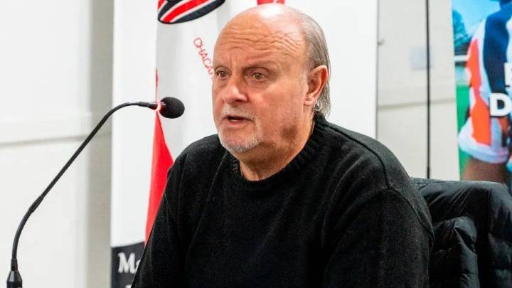 El presidente de Chacarita estalló contra sus jugadores: "Parecen señoritas de cabaret"