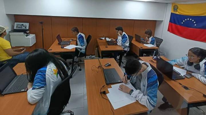 Orgullo nacional: Seis jóvenes venezolanos brillan en la Olimpiada Mundial de Astronomía en Rusia
