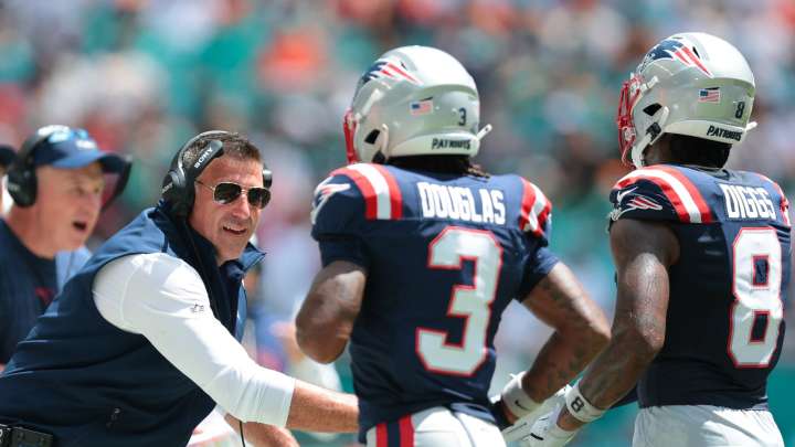 Patriots’ Stefon Diggs Made Hilarious Demand During Dolphins Win