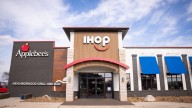 Readers ask: When will the Applebee's and IHOP open in…