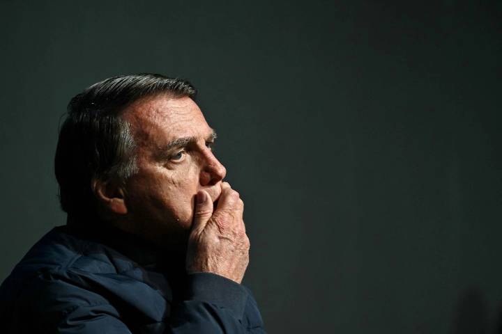 Bolsonaro no asistirá a la fase final de su juicio: abogado