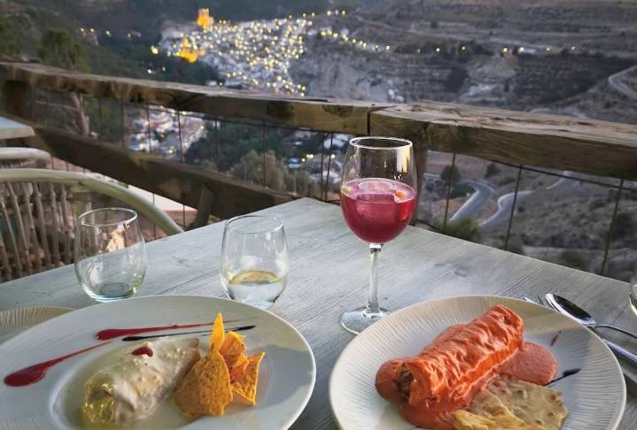 Los pueblos donde mejor se come en Albacete: de restaurantes Michelin a gastronomía popular