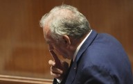 Destituye Parlamento francés a Primer Ministro