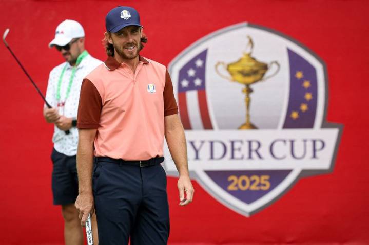 Golf-Europe's Ryder Cup hero Fleetwood expects Americans out for revenge
