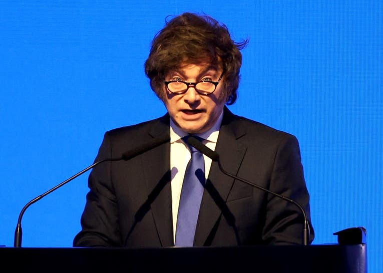 “Las devaluaciones recurrentes no son la solución”: Milei defendió el valor del peso y pidió una reforma fiscal para bajar impuestos