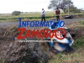 Camioneta embiste a mototaxi; hay tres fallecidos