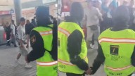 ¡Indignante! Vigilante de Transmilenio fue apuñalado por impedir el ingreso de colados