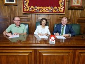 El Ayuntamiento financiará con Caja Rural las inversiones municipales de 2025 :Firma de la operación
